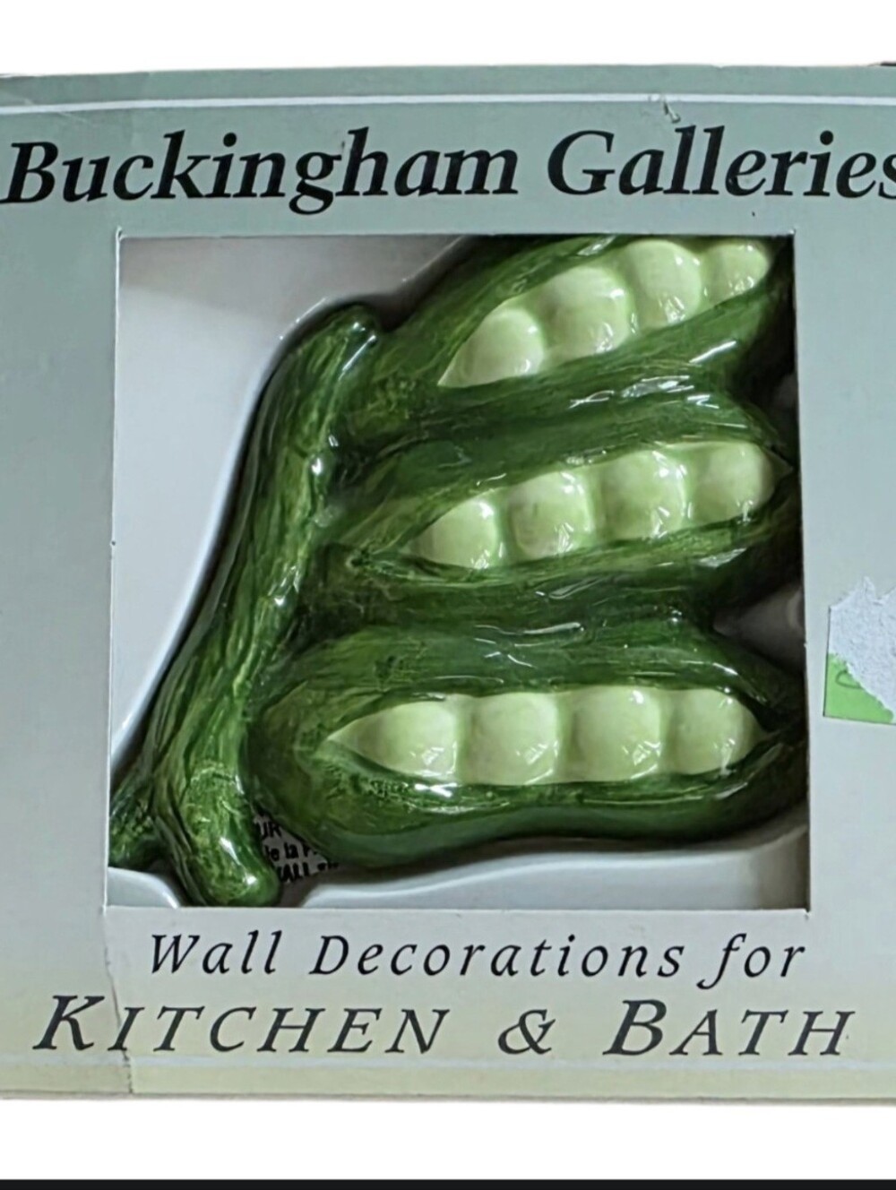 Vintage Farmhouse Glazed 3D Green Bean Ceramic Vegetable Wall Plaque
